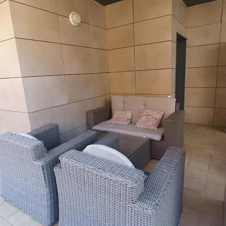 Rentalsevilla Coqueto Apartamento Con Terraza Privada Sevilla