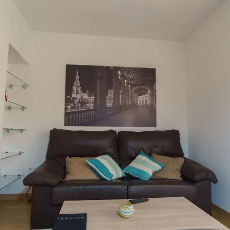 Rentalsevilla Coqueto Apartamento Con Terraza Privada Sevilla